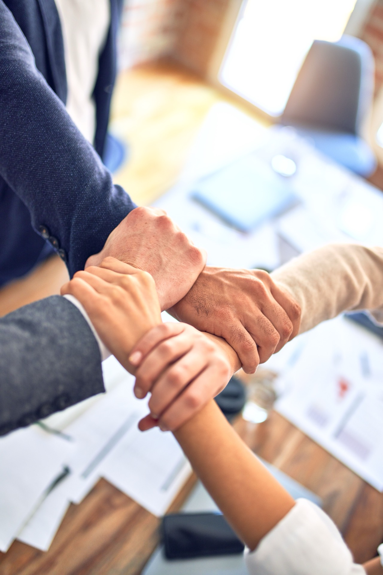 Equipos de trabajo coordinándose